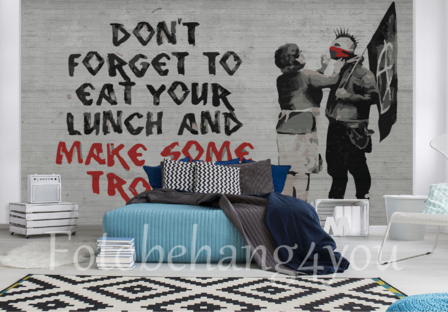 Banksy fotobehang eat your lunch
