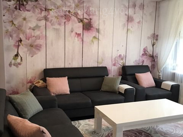 Heel erg bedankt, het behang is prachtig.