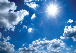 Zon en wolken fotobehang